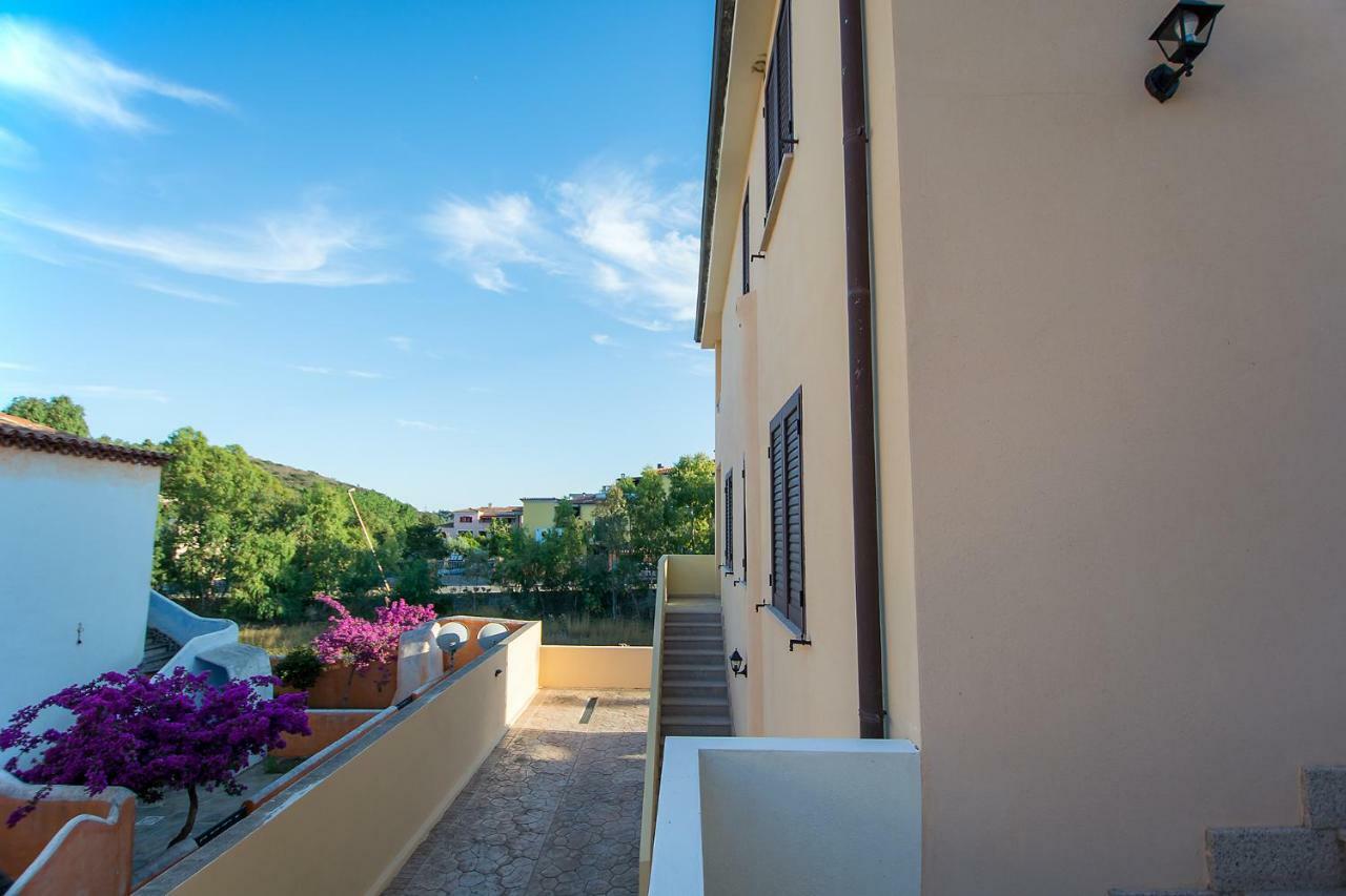 Appartamenti Sole Di Sardegna Cala Liberotto Extérieur photo